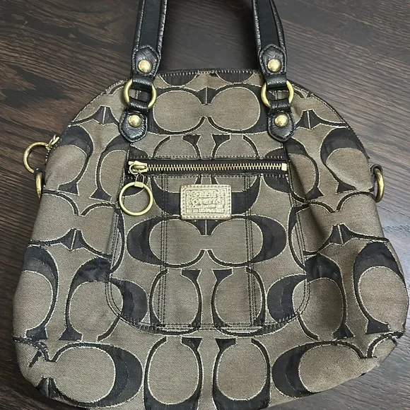 Coach poppy - Picture 3 of 15